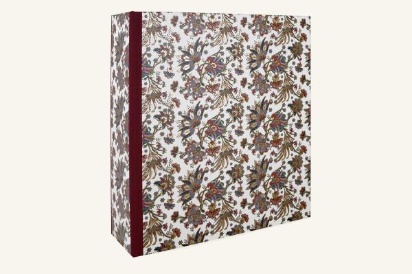 Colorful file folder with mechanics from the manufactory